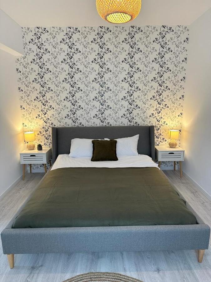 Apartament Center 111 *